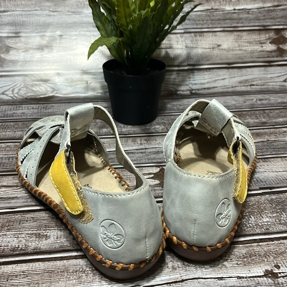 Rieker Silver Leather Closed in Sandal Shoe Women’s Size 39/8